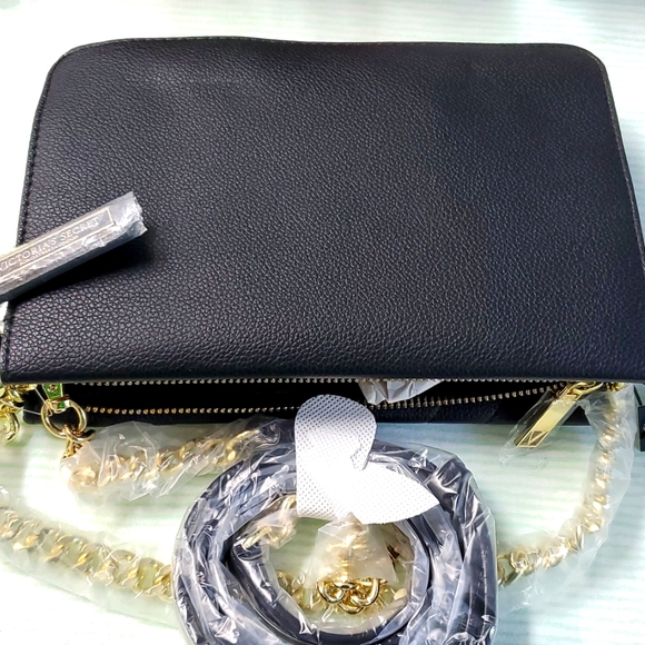 Black New Victoria Secret CrossBody Bag! BRAND NEW! - Picture 4 of 4